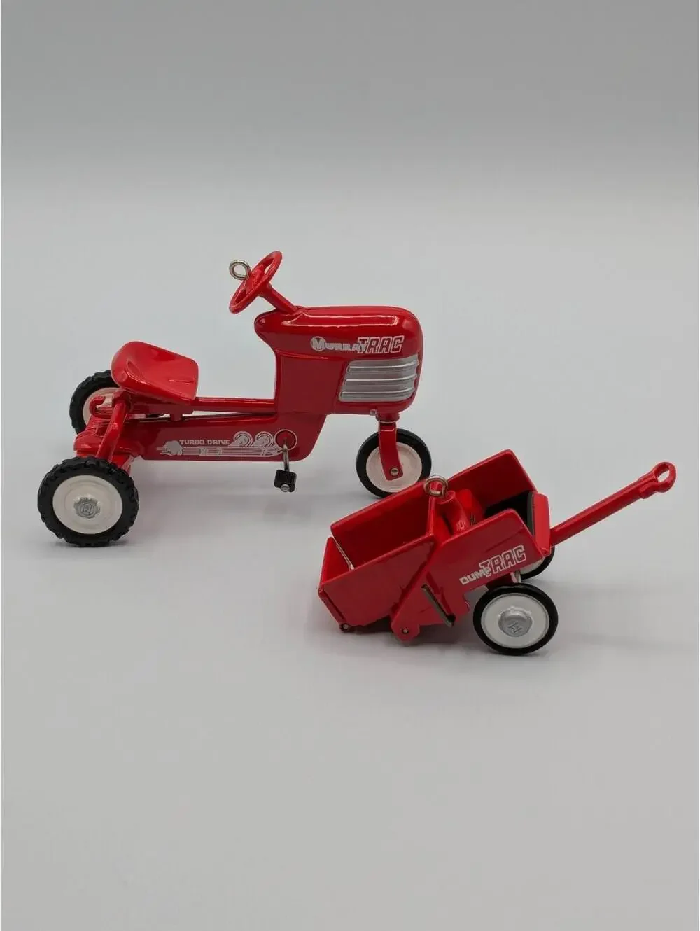 Hallmark Keepsake 1955 Murray Tractor and Trailer, 1998, 5th in the Series, NEW